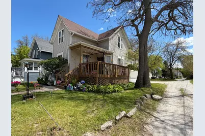 1315  67th Pl, Kenosha, WI 53143 - Photo 2