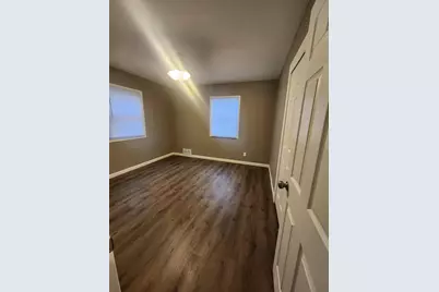5075 N 50th St, Milwaukee, WI 53218 - Photo 4