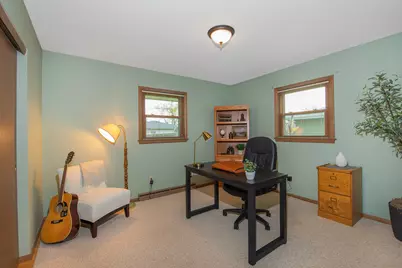1432  Breeze Ter, Racine, WI 53406 - Photo 10