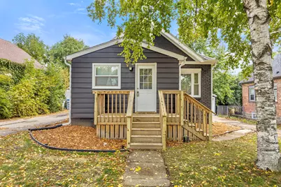 606 S 94th Pl, Milwaukee, WI 53214 - Photo 2