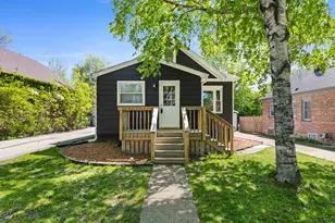 606 S 94th Pl, Milwaukee, WI 53214 - Photo 2