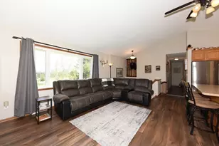 4107 Scarborough Dr, Richfield, WI 53076 - Photo 6