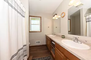 4107 Scarborough Dr, Richfield, WI 53076 - Photo 18