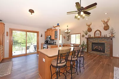 4107  Scarborough Dr, Richfield, WI 53076 - Photo 4