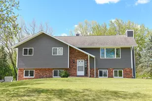 4107 Scarborough Dr, Richfield, WI 53076 - Photo 1