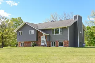 4107 Scarborough Dr, Richfield, WI 53076 - Photo 2