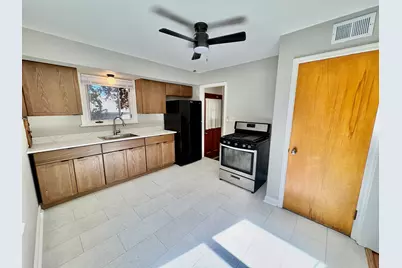 6709 W Chambers St, Milwaukee, WI 53210 - Photo 6