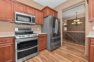 2307 Silver Fox Ct, Waukesha, WI 53188 - Photo 22