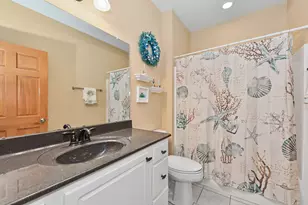 2307 Silver Fox Ct, Waukesha, WI 53188 - Photo 8