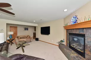 2307 Silver Fox Ct, Waukesha, WI 53188 - Photo 32