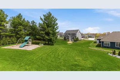 1650  Spruce St, Port Washington, WI 53074 - Photo 36