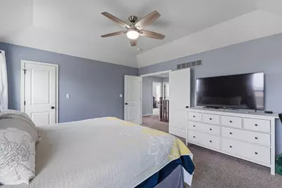 1650  Spruce St, Port Washington, WI 53074 - Photo 16