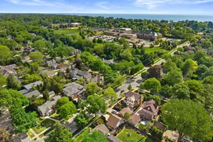 122 W Devon St, Whitefish Bay, WI 53217 - Photo 72