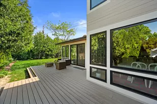 122 W Devon St, Whitefish Bay, WI 53217 - Photo 4