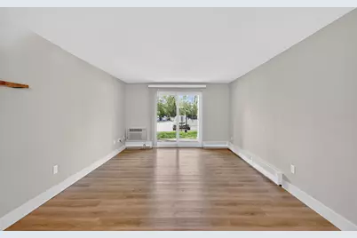 4332  Melody Ln #Unit 6, Madison, WI 53704 - Photo 6