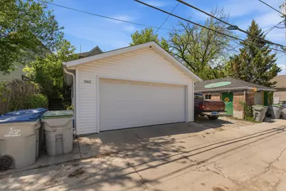 2412 N Dousman St, Milwaukee, WI 53212 - Photo 28