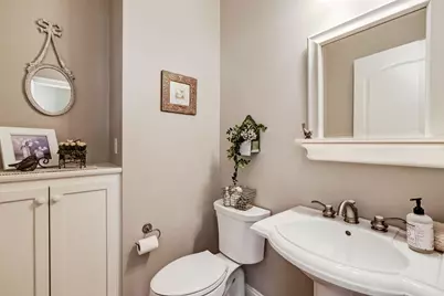 N34W33379  Hickory Ln, Nashotah, WI 53058 - Photo 18