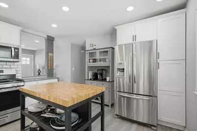 1517 N Bel Ayr Dr, Waukesha, WI 53188 - Photo 12