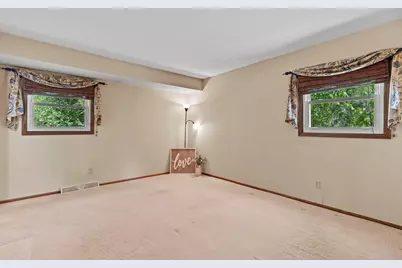 N9W31078  Concord Ct, Delafield, WI 53018 - Photo 16