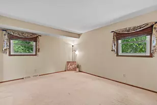 N9W31078 Concord Ct, Delafield, WI 53018 - Photo 16