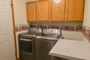 1411 Wedgewood Dr, Watertown, WI 53098 - Photo 20