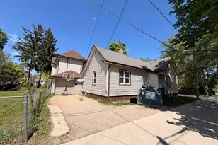 1533 Winslow St, Racine, WI 53404 - Photo 8