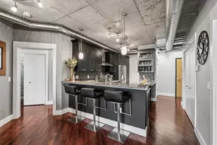 102 N Water St, Milwaukee, WI 53202 - Photo 8