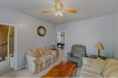 1671 N Marshall St, Milwaukee, WI 53202 - Photo 22