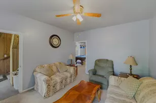 1671 N Marshall St, Milwaukee, WI 53202 - Photo 22