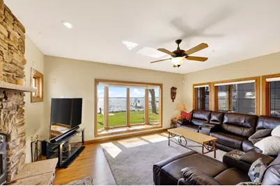 3129 S Sunnyside St, Pleasant Springs, WI 53589 - Photo 6