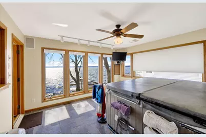 3129 S Sunnyside St, Pleasant Springs, WI 53589 - Photo 22