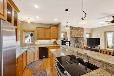 3129 S Sunnyside St, Pleasant Springs, WI 53589 - Photo 10