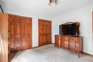 9371 S Chicago Rd, Oak Creek, WI 53154 - Photo 10