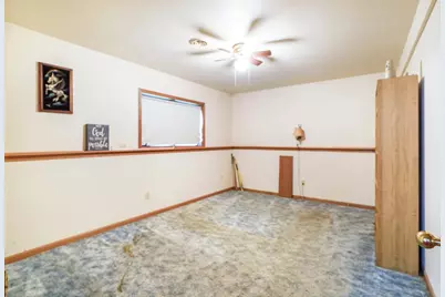 9371 S Chicago Rd, Oak Creek, WI 53154 - Photo 14