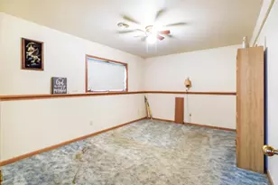 9371 S Chicago Rd, Oak Creek, WI 53154 - Photo 14