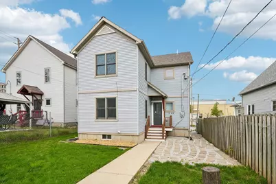 812 S 39th St, Milwaukee, WI 53215 - Photo 34