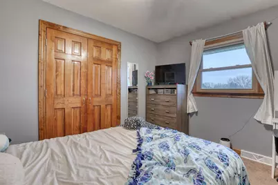 4420 S 37th St, Greenfield, WI 53221 - Photo 20