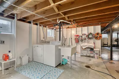 4420 S 37th St, Greenfield, WI 53221 - Photo 26