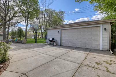 4420 S 37th St, Greenfield, WI 53221 - Photo 2