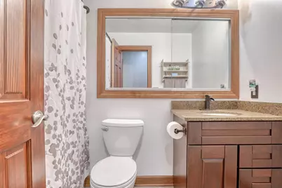4420 S 37th St, Greenfield, WI 53221 - Photo 22