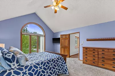 W168N5140  Stonefield Rd, Menomonee Falls, WI 53051 - Photo 20