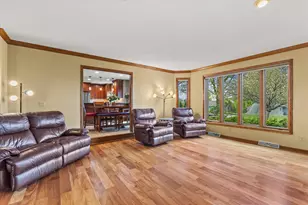 W168N5140 Stonefield Rd, Menomonee Falls, WI 53051 - Photo 10
