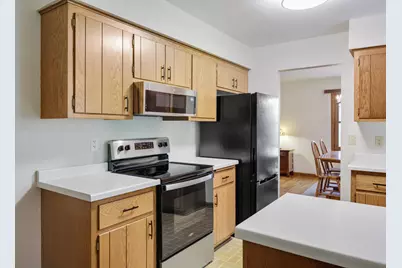 S54W23631  Maple Hill Ct, Waukesha, WI 53189 - Photo 10