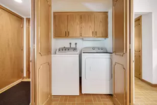 S54W23631 Maple Hill Ct, Waukesha, WI 53189 - Photo 16