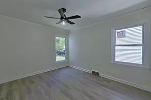 3018 N 77th St, Milwaukee, WI 53222 - Photo 38