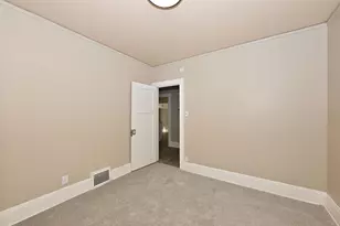 2633 N 50th St, Milwaukee, WI 53210 - Photo 22