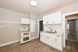 2633 N 50th St, Milwaukee, WI 53210 - Photo 14