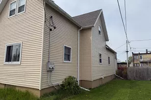 1222 Buchanan St, Racine, WI 53402 - Photo 2