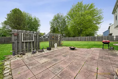 1027  Teal Trl, Genoa City, WI 53128 - Photo 6