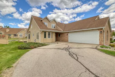 940  Spyglass Hl, Racine, WI 53185 - Photo 2